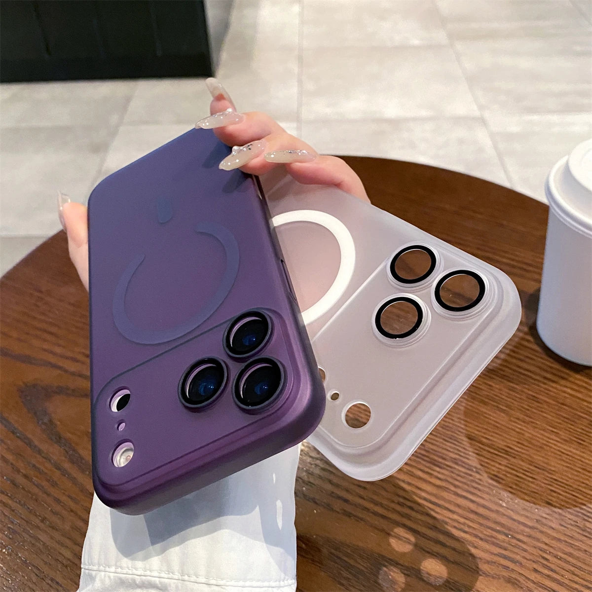 2025 Ultra Thin Full Cover Matte Clear Magnetic Phone Cases for Iphone 17 Pro Max 17Air 17Pro Hard PP Light Funda for Magsafe